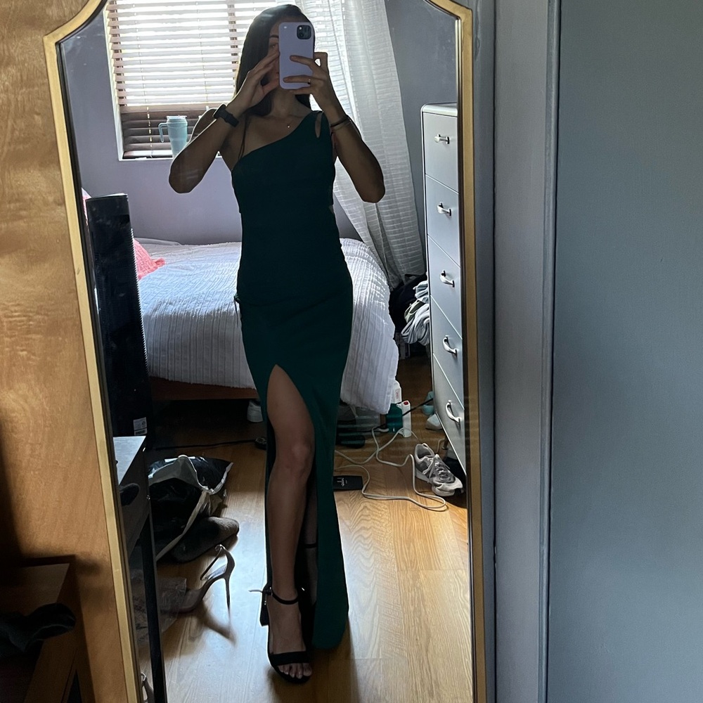 Simply beautiful dark green one shoulder cutout maxi dress - Picture 6 of 8